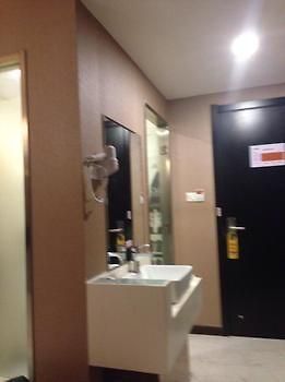 Aike Juzi Hotel-Taiyuan Xinjian Road Branch Екстер'єр фото